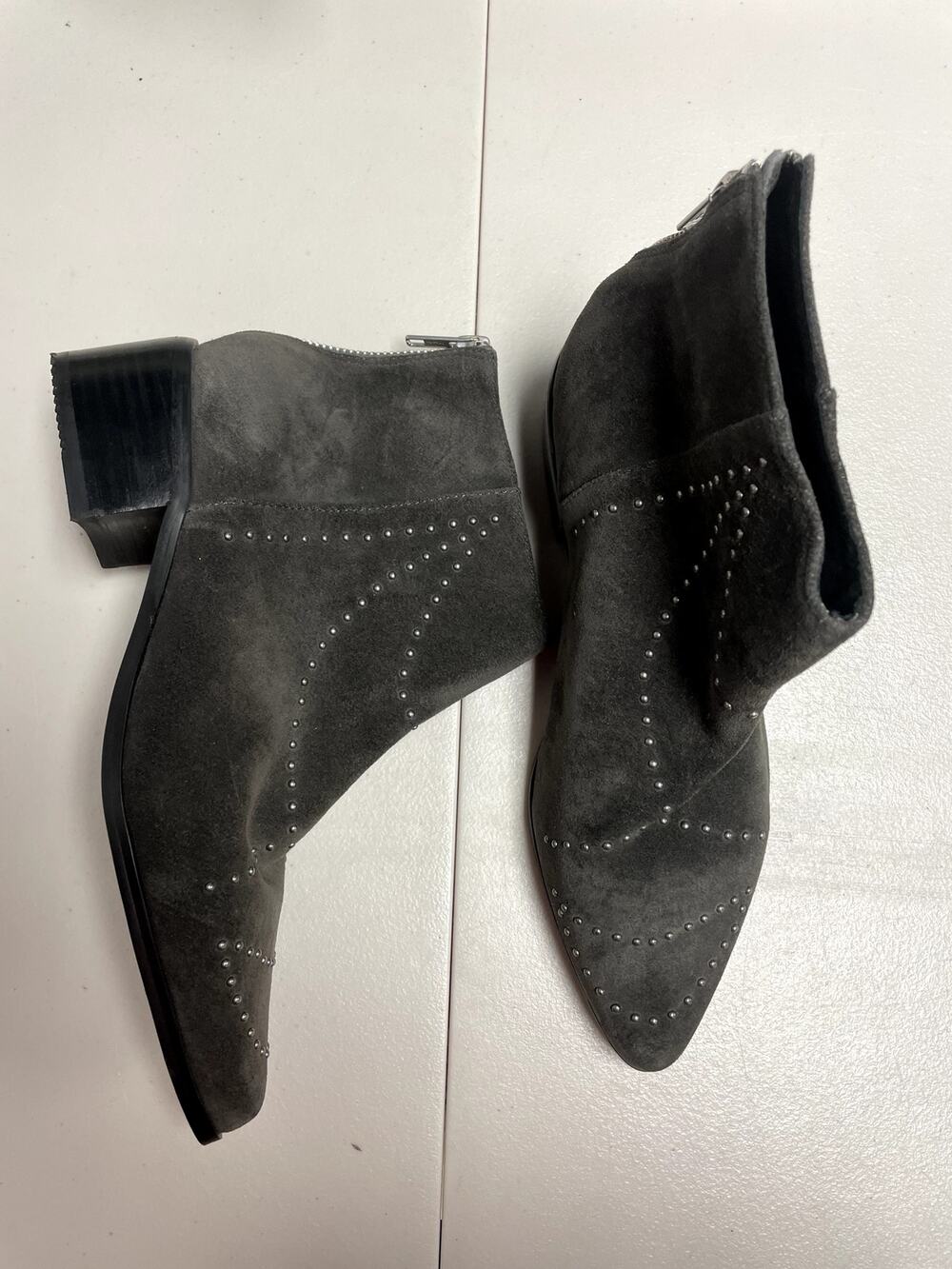 GREY CITY Women's Wendy Studded Bootie Iron Grey Suede Size 6.5 Pointed Toe